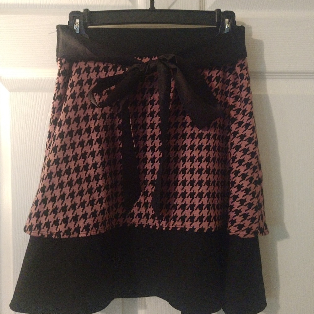 Final Touch! Skirt - image 1